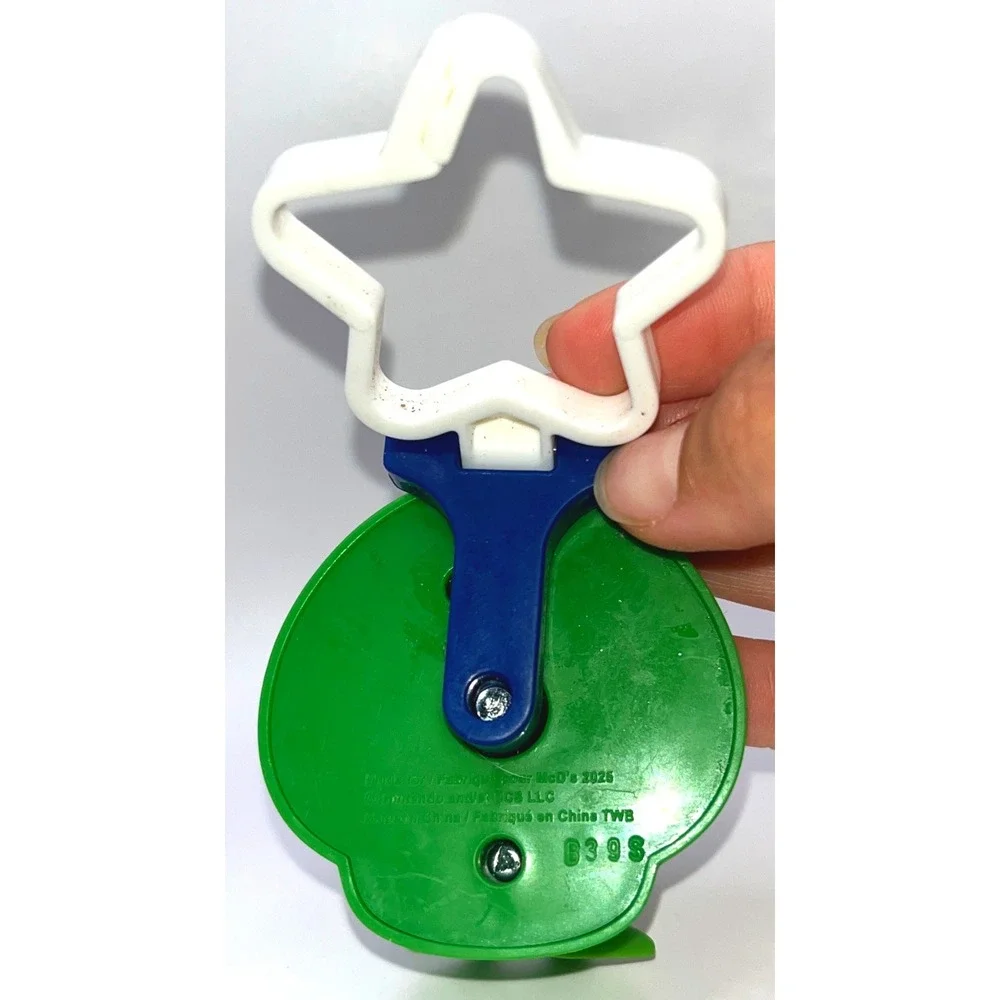 Nintendo Mario Frog Suit Clip Toy McDonald's 2023 Happy Meal Toy Green 3in